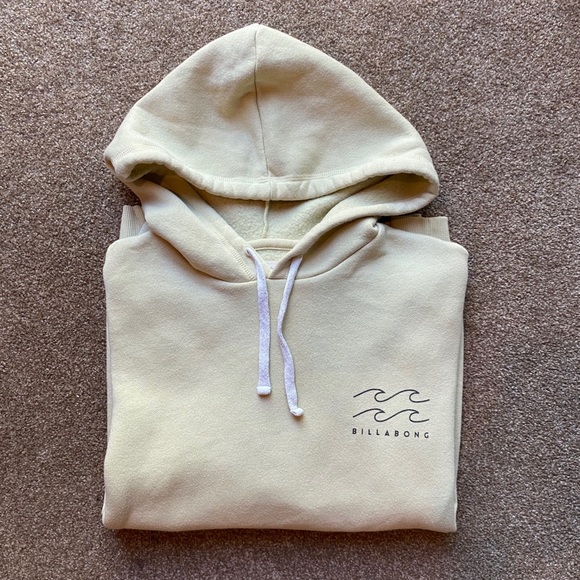 Billabong Tops - Billabong hoodie